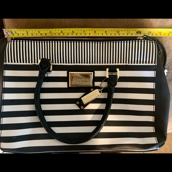 Calvin Klein Purse/Handbag - Picture 7 of 8